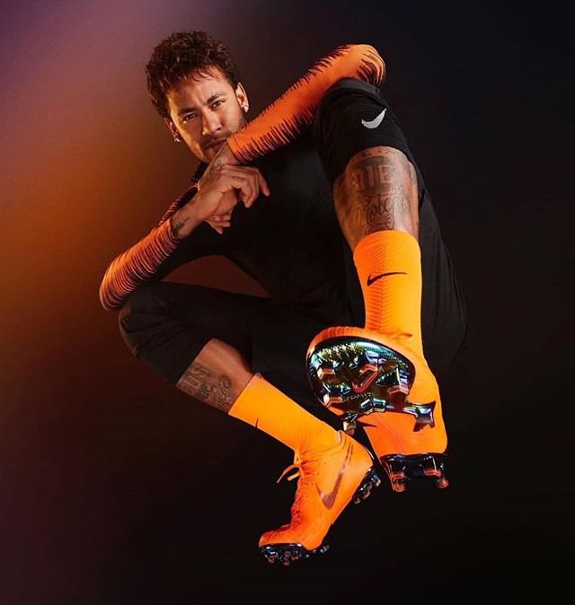 Neymar orange deals boots
